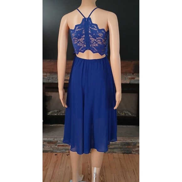 B. Smart Blue Size 3 Elegant Flowy Cocktail Party Dancing Dress Lace Zip Back - Picture 7 of 14